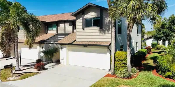 11687 Pointe Circle DR