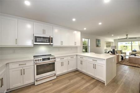 1100 8th AVE S