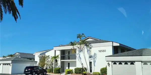 16580 Waters Edge CT