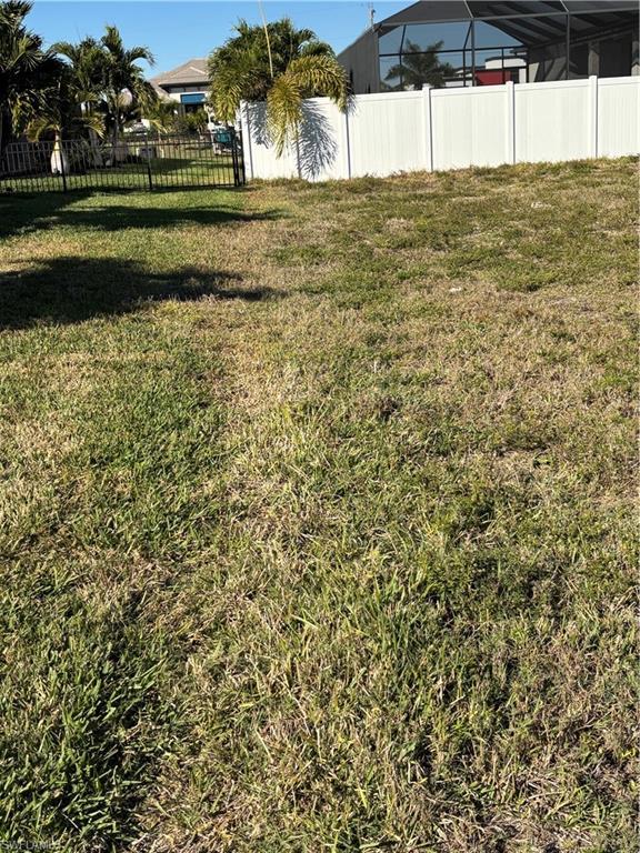 Image 3: View of yard