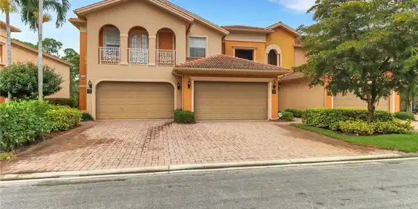 21522 baccarat LN