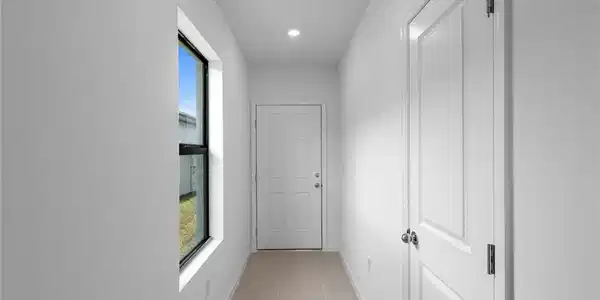 Image 4: Photos are of Daniel home. Homes may vary.