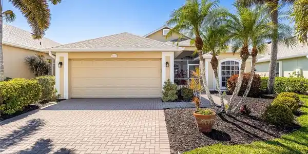 9273 Palm Island CIR
