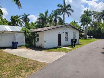 137 Standish CIR