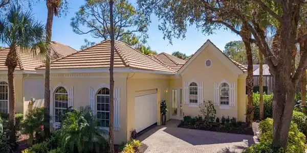 3613 Olde Cottage LN