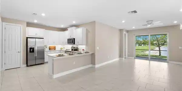 1052 Tranquil Brook DR
