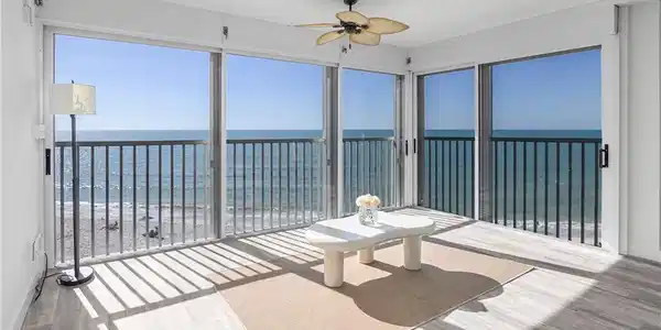 3483 Gulf Shore BLVD N