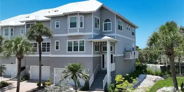 117 Barefoot CIR