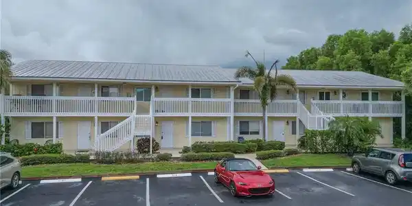 4625 Bayshore DR
