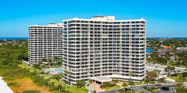 380 Seaview CT