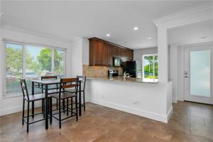 2127 San Marco