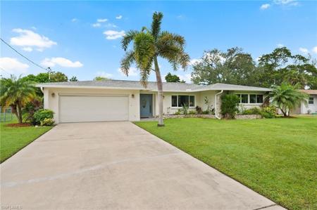 5810 SW 1st CT