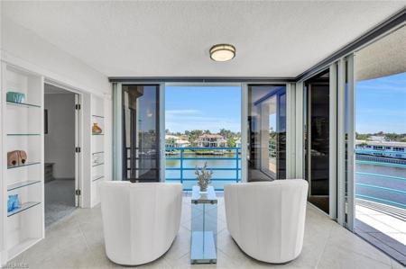 255 Park Shore DR