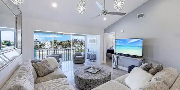 10684 Gulf Shore DR