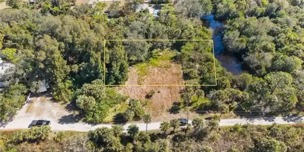 Image 2: Without Easement