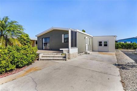 4938 Mullette LN