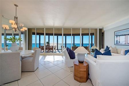8665 Bay Colony DR