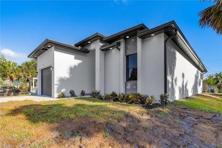 101 Diana AVE