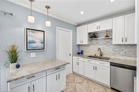 788 Park Shore DR