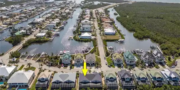 12206 Siesta DR