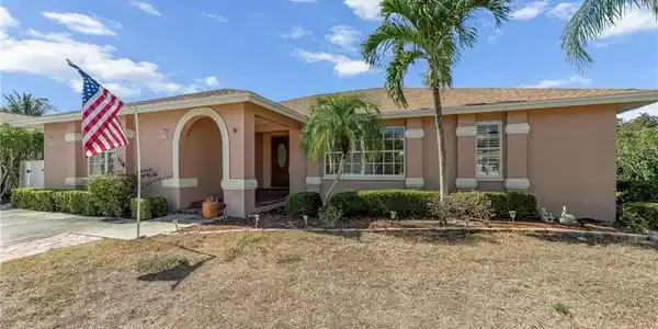 116 Delbrook WAY