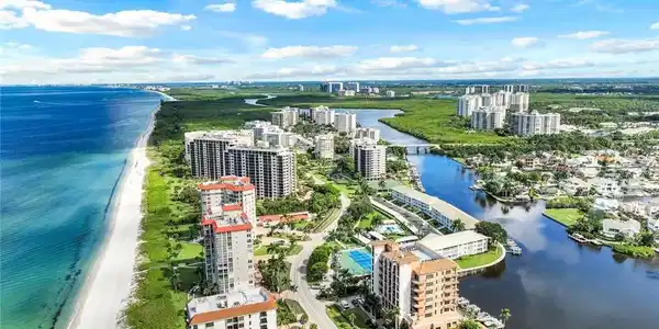 10620 Gulf Shore