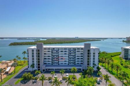 4253 Bay Beach LN