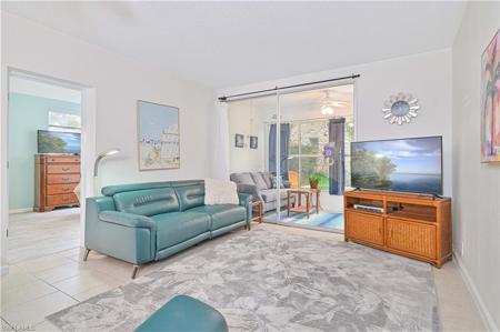 403 SE 43rd TER