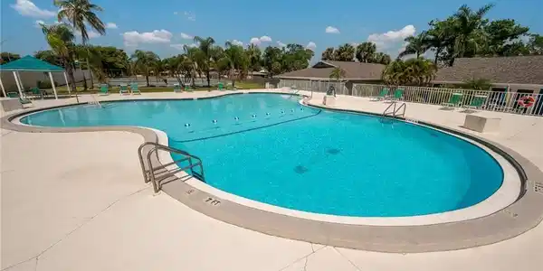 4280 Island CIR