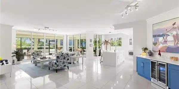 455 Cove Tower DR