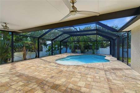 317 SW 25th AVE