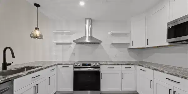 6304 Royal Woods