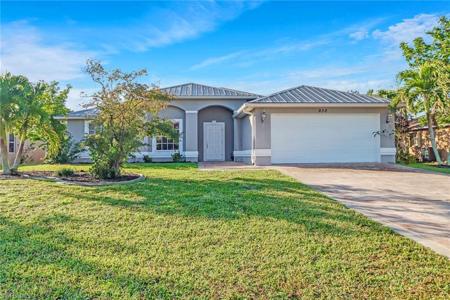 930 SW 37th