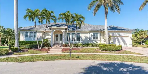 910 Sycamore CT