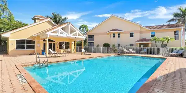 28650 Carriage Home DR