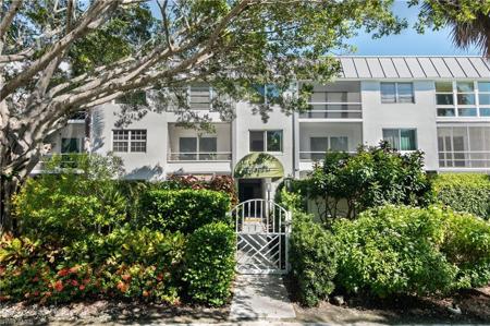 72 7th ST S