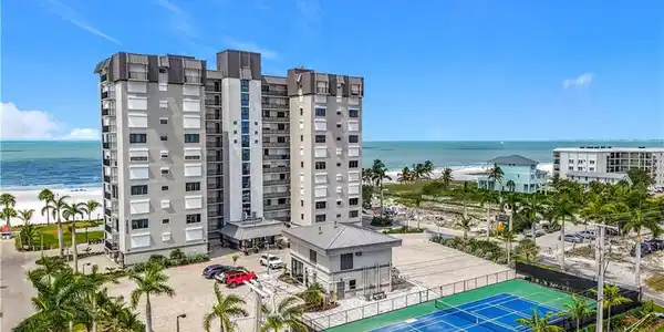 2800 Estero BLVD