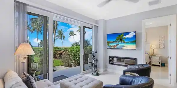 140 Seaview CT