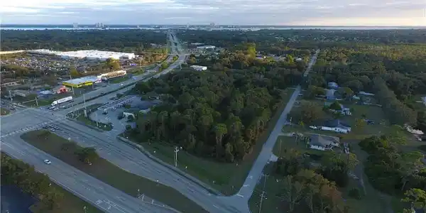 Image 4: Site is on the bottom right