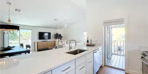 27569 Hickory View DR