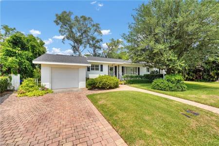1470 Manuels DR