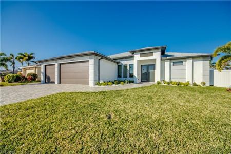 4222 SW 14th PL