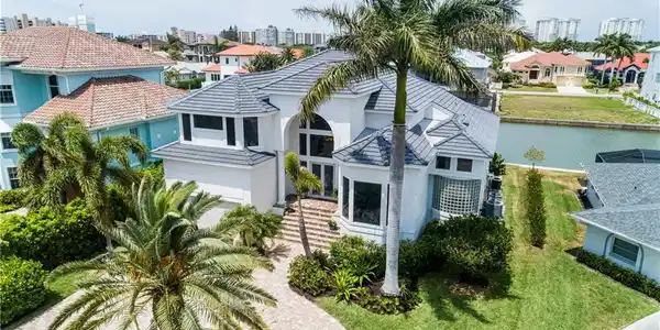 287 Egret AVE