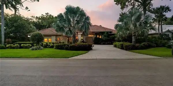 3481 Wild Indigo LN