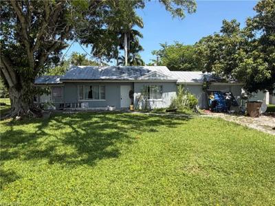 324 New York DR