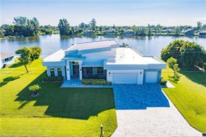 3709 SW 15th