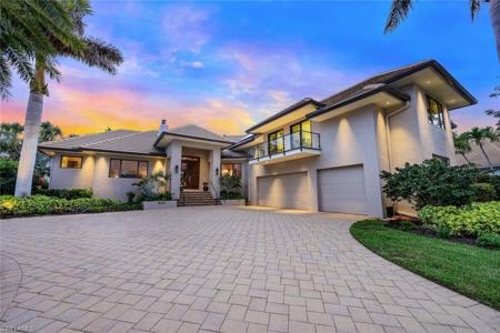 520 Sand Hill CT