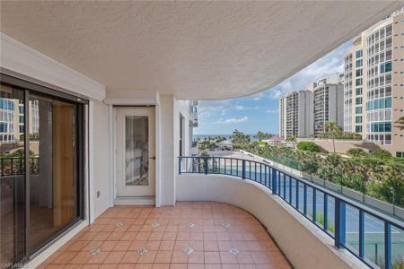 4451 Gulf Shore BLVD N