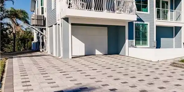 12122 Siesta DR