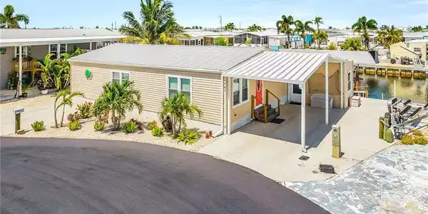 3121 Binnacle LN